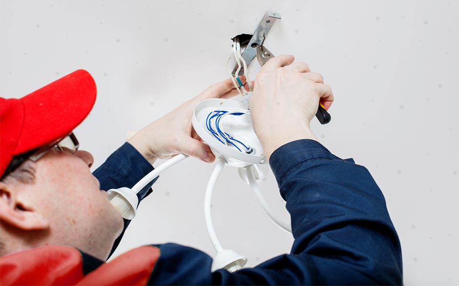 dépannage électricien Breuillet